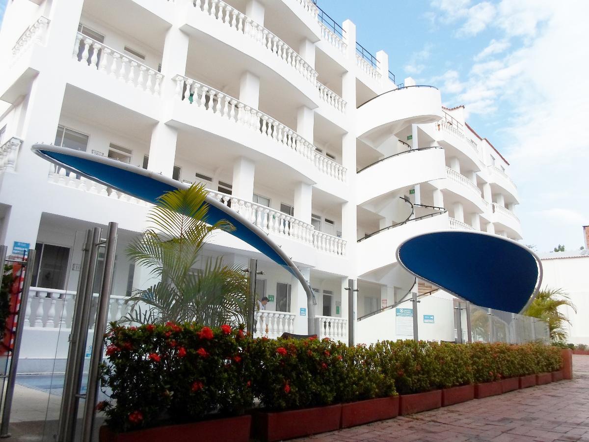 Hotel Zamba Хирардот Екстериор снимка